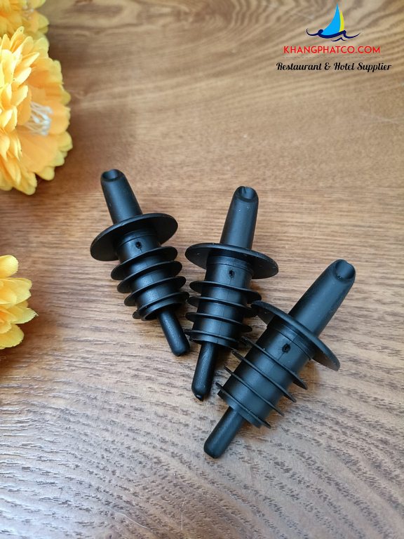 Voi rot ruou nhua E1002 3 - V&ograve;i r&oacute;t rượu nhựa E1002