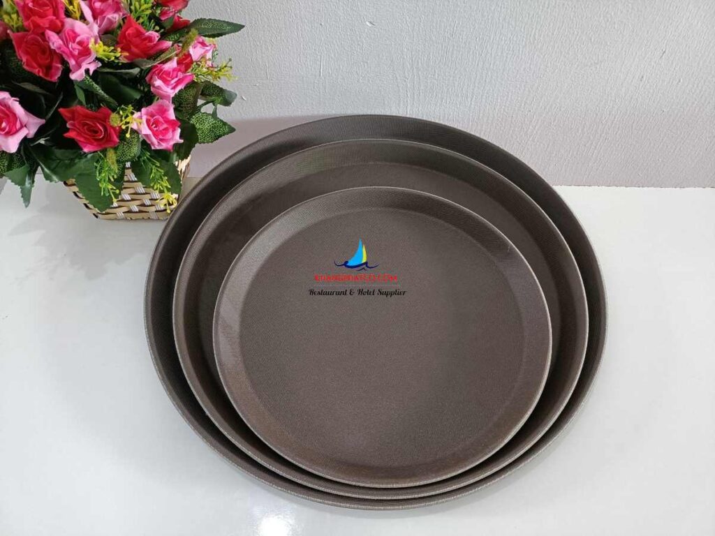 Khay chong truot tron xanh nau 41cm 100410007 1024x768 - Danh s&aacute;ch vật dụng kh&ocirc;ng thể thiếu ở bất kỳ qu&aacute;n caf&eacute; n&agrave;o!