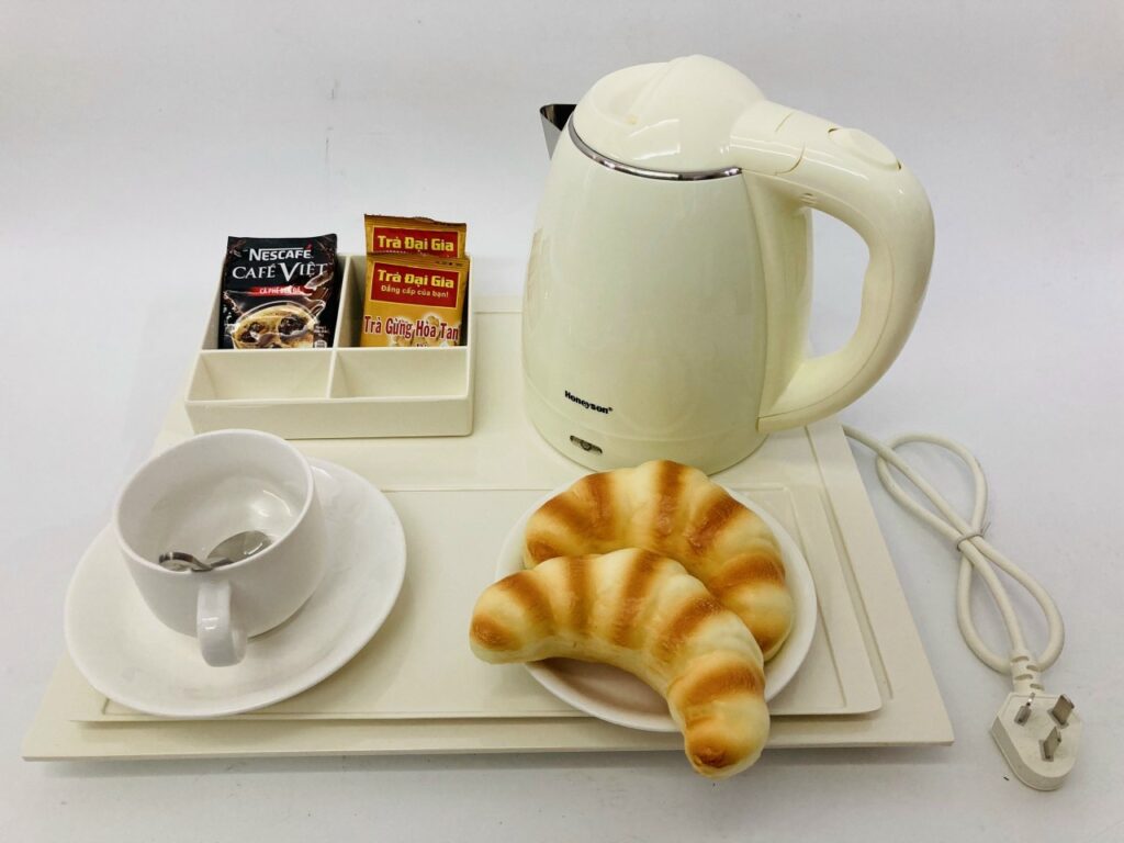 Binh dun nuoc inox 304 nhua trang 1024x768 - B&igrave;nh đun nước inox 304 nhựa trắng