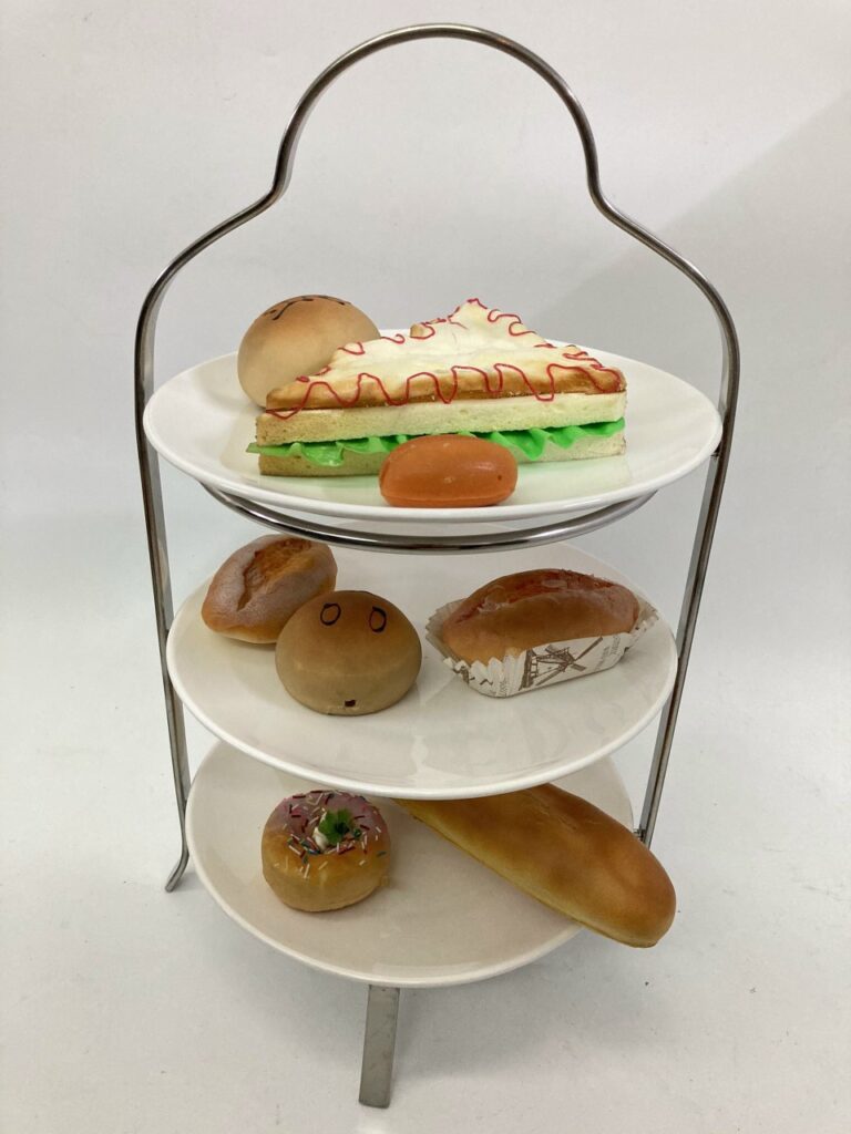 Ke trang tri 3 dia 1 768x1024 - Kệ trang tr&iacute; 3 dĩa