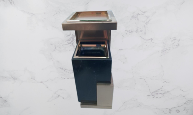 Thùng rác lễ tân số 1 màu đen Thùng rác lễ tân số 1 màu đen