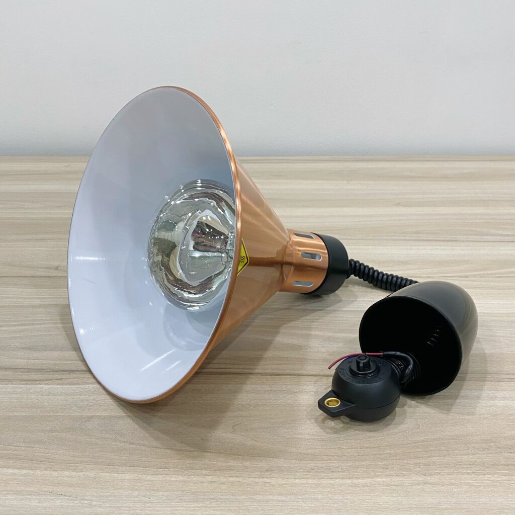 Den ham nong thuc an dong do 121116 5 1024x1024 - TOP NHỮNG MẪU Đ&Egrave;N H&Acirc;M THỨC ĂN TREO TRẦN MỚI NHẤT NĂM 2025